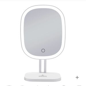 Light up vanity mirror